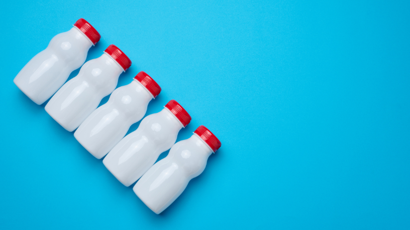 Engenharia de testes na prática: Elias Assum Sabbag Junior mostra como validar embalagens plásticas industriais com precisão.