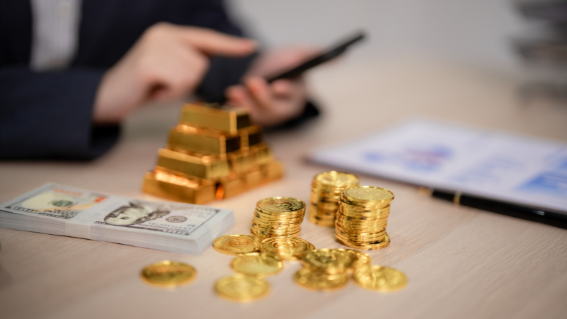 Produtos financeiros complexos e riscos analisados no cenário atual por Danilo Regis Fernando Pinto.